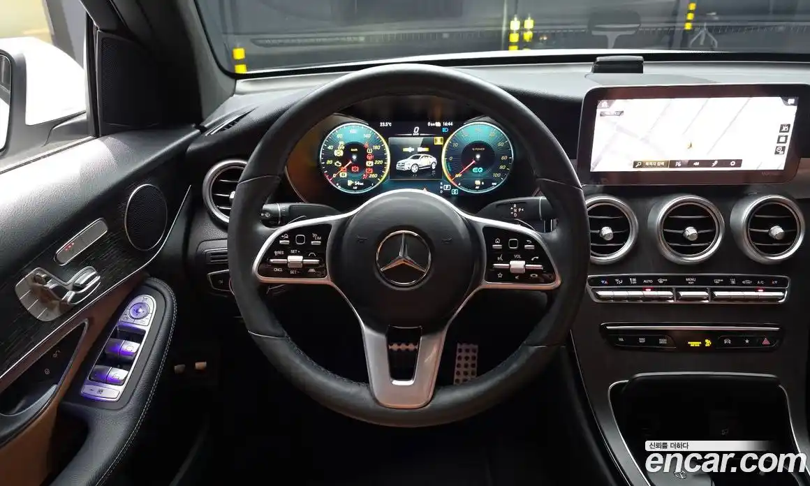 Mercedes-Benz GLC-Class 2021 2.0 автомат (гидро), фото 19