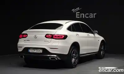 Mercedes-Benz GLC-Class 2021 2.0 автомат (гидро), миниатюра 2