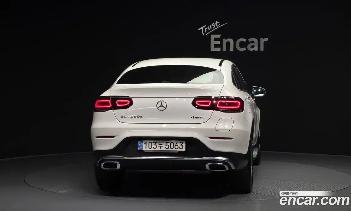 Mercedes-Benz GLC-Class 2021 2.0 автомат (гидро), фото 4