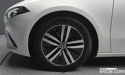 Mercedes-Benz A-Class 2022 2.0 гидро, миниатюра 5