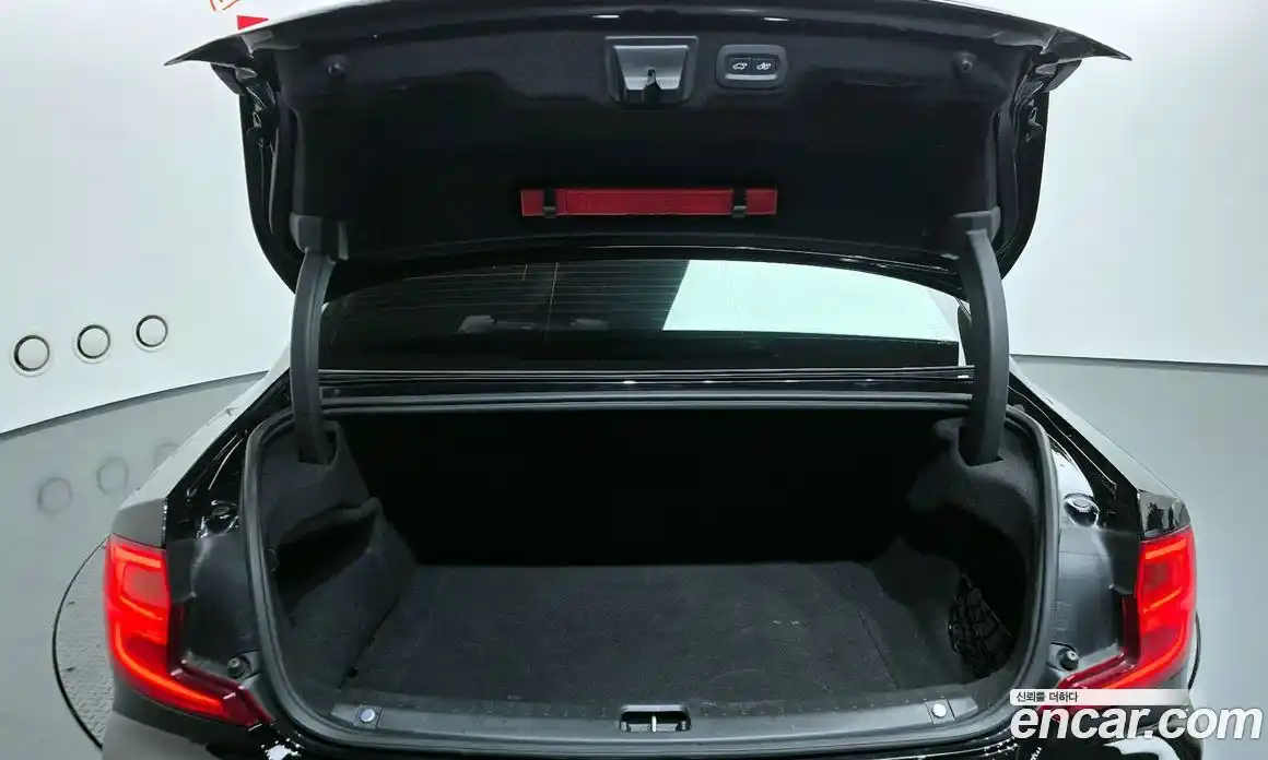 Volvo S90 2019 2.0 автомат (гидро), фото 18