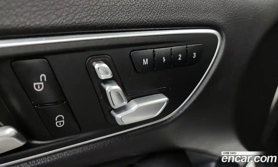 Mercedes-Benz GLA-Class 2019 2.0 гидро, фото 24 Mercedes-Benz GLA-Class 2019 2.0 гидро, фото 24