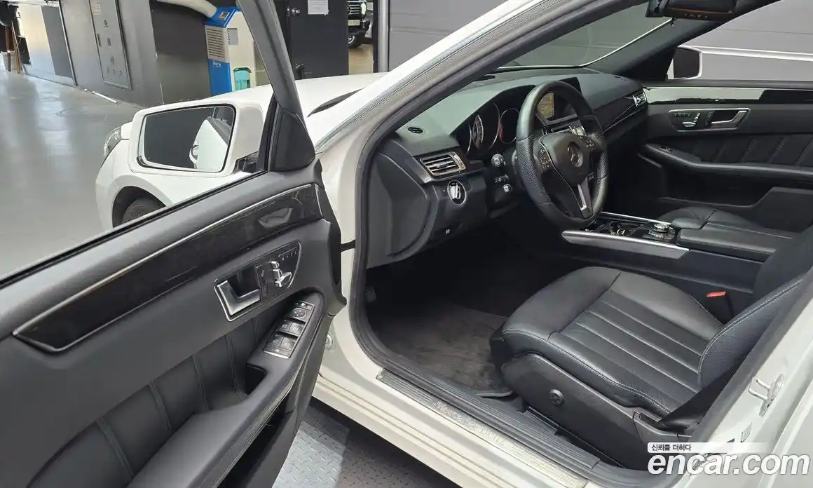 Mercedes-Benz E-Class 2014 2.1 автомат (гидро), фото 10