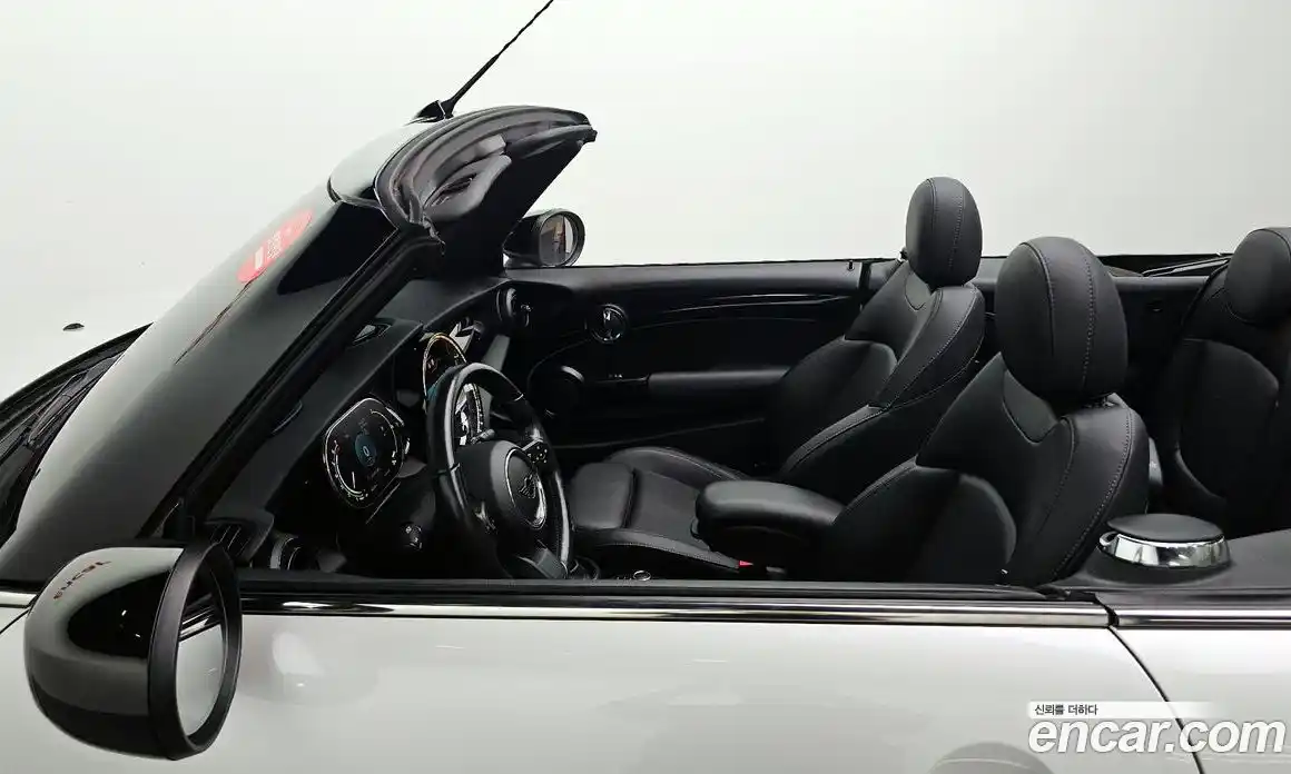 Mini Cooper Convertible 2024 1.5 автомат (гидро), фото 30
