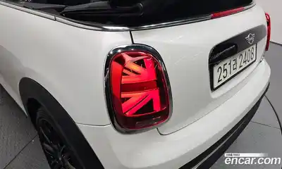 Mini Cooper Convertible 2024 1.5 автомат (гидро), миниатюра 9