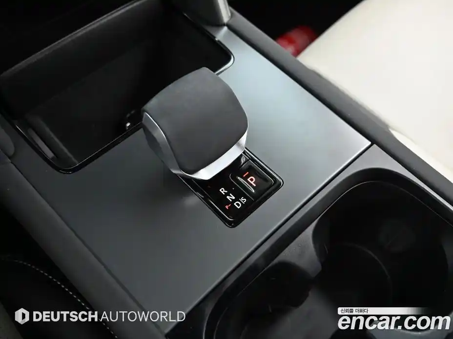Land Rover Discovery Sport 2025 2.0 автомат (гидро), фото 9