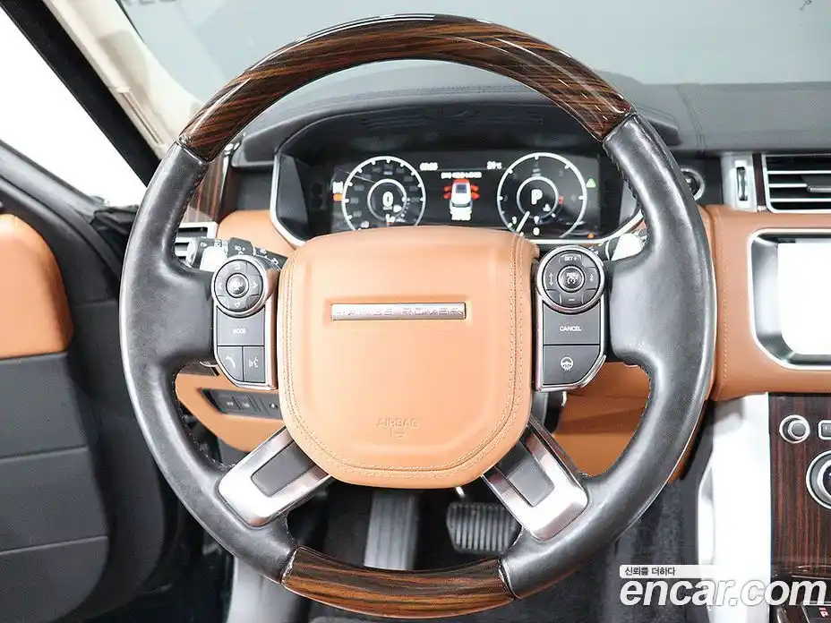 Land Rover Range Rover 2017 4.4 автомат (гидро), фото 13