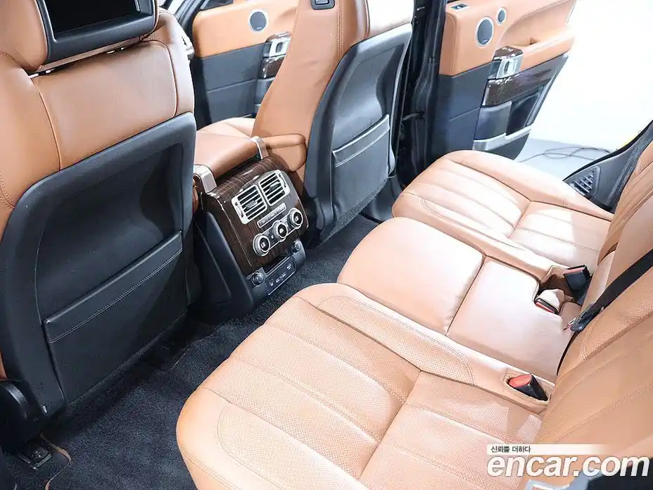 Land Rover Range Rover 2017 4.4 автомат (гидро), фото 14