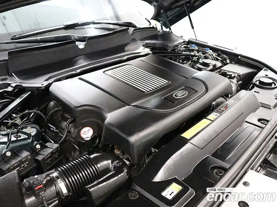 Land Rover Range Rover 2017 4.4 автомат (гидро), фото 19