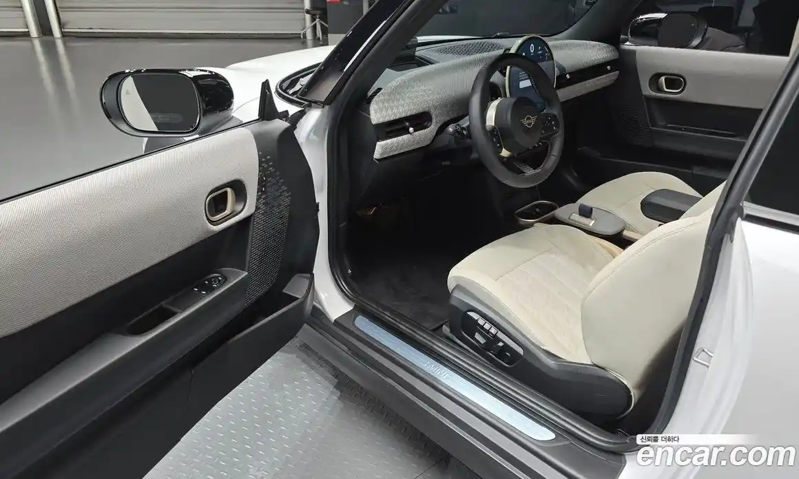Mini Cooper 2025 2.0 автомат (гидро), фото 13
