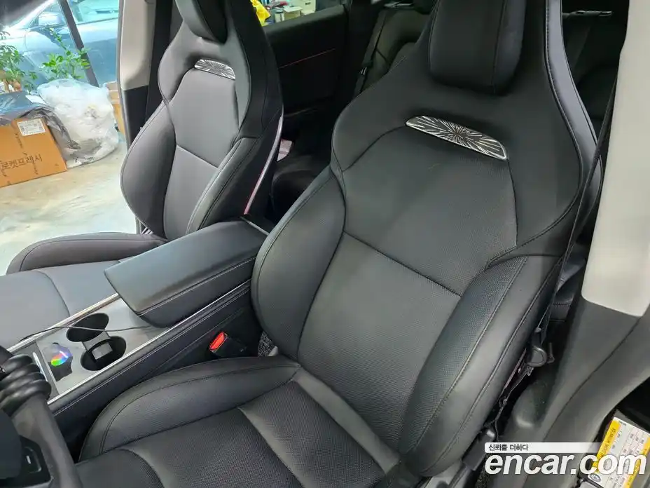 Tesla Model Y 2023 0.1 гидро, фото 12