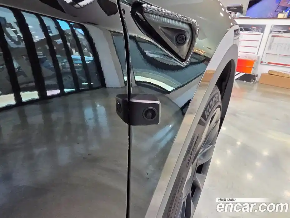 Tesla Model Y 2023 0.1 гидро, фото 15