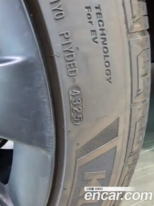 Tesla Model Y 2023 0.1 гидро, фото 18