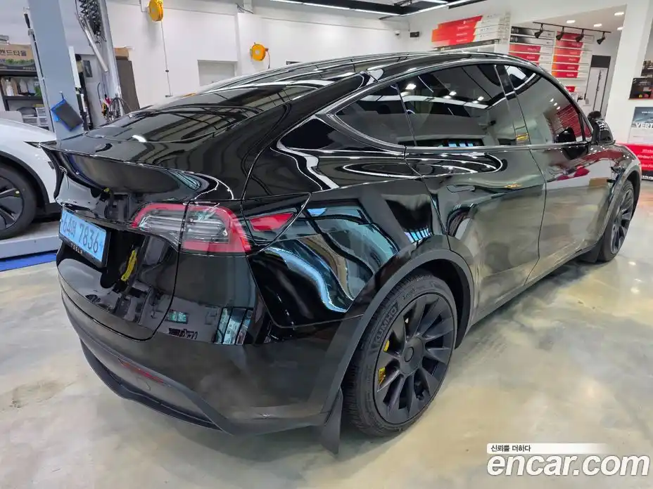 Tesla Model Y 2023 0.1 гидро, фото 4