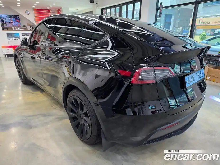 Tesla Model Y 2023 0.1 гидро, фото 5