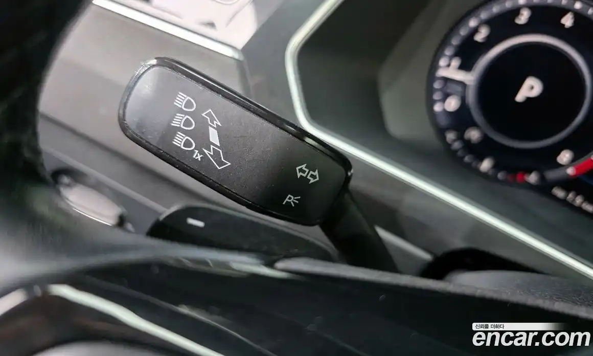 Volkswagen Tiguan 2017 2.0 автомат (гидро), фото 28