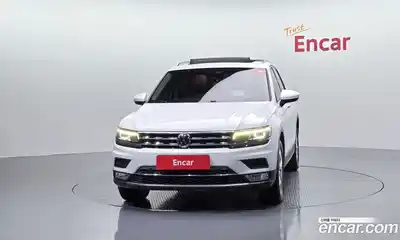 Volkswagen Tiguan 2017 2.0 автомат (гидро), миниатюра 3