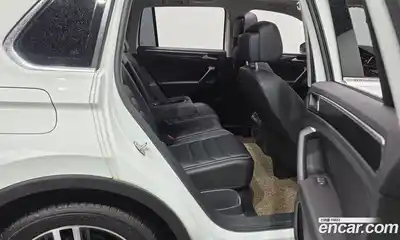 Volkswagen Tiguan 2021 2.0 автомат (гидро), миниатюра 12