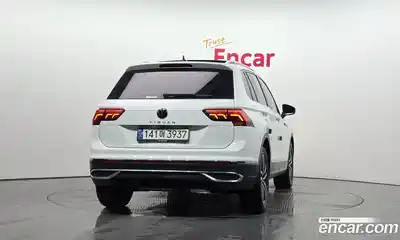 Volkswagen Tiguan 2021 2.0 автомат (гидро), миниатюра 4