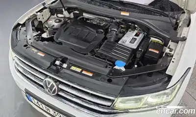 Volkswagen Tiguan 2021 2.0 автомат (гидро), миниатюра 6