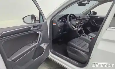 Volkswagen Tiguan 2021 2.0 автомат (гидро), миниатюра 10