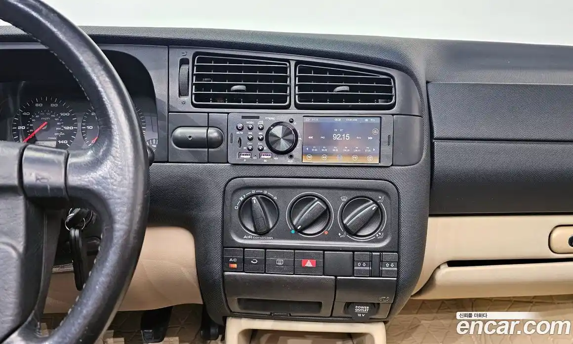 Volkswagen Golf 2000 2.0 механика, фото 13