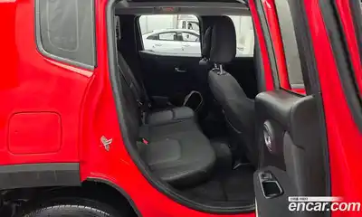 Jeep Renegade 2016 2.0 автомат (гидро), миниатюра 12