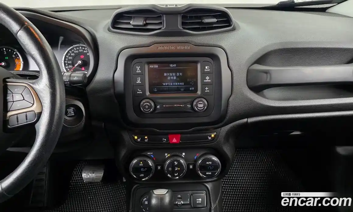 Jeep Renegade 2016 2.0 автомат (гидро), фото 14