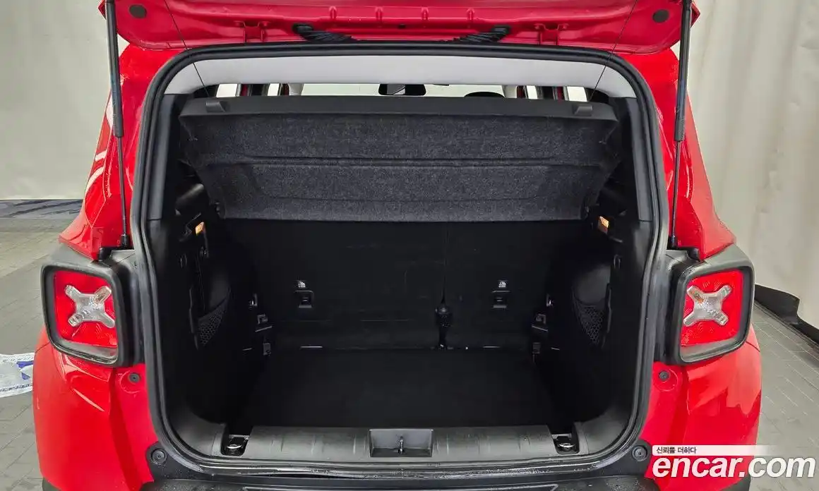 Jeep Renegade 2016 2.0 автомат (гидро), фото 20