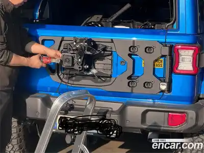 Jeep Wrangler 2021 2.0 автомат (гидро), миниатюра 11
