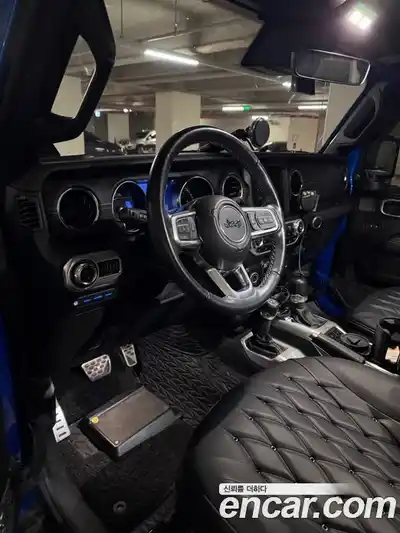 Jeep Wrangler 2021 2.0 автомат (гидро), миниатюра 12