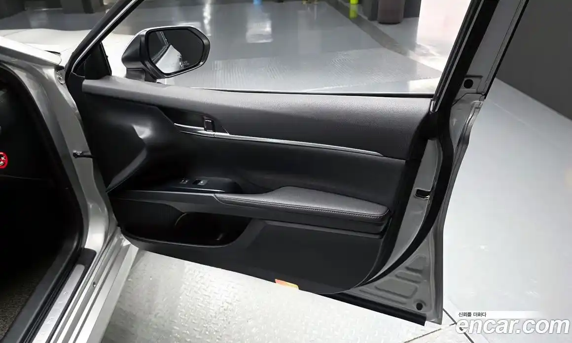 Toyota Camry 2019 2.5 гидро, фото 14