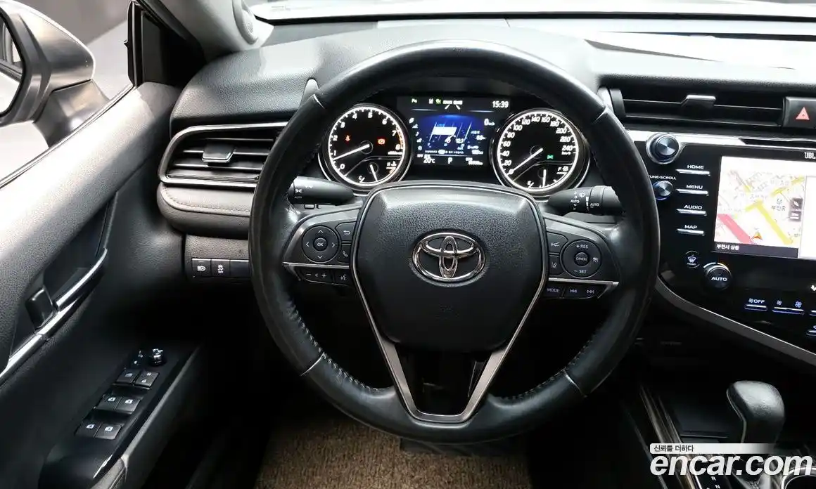Toyota Camry 2019 2.5 гидро, фото 19