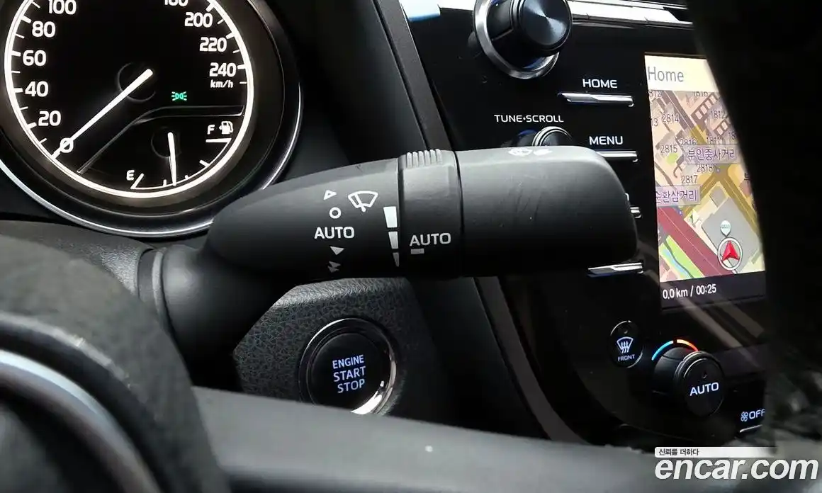 Toyota Camry 2019 2.5 гидро, фото 23