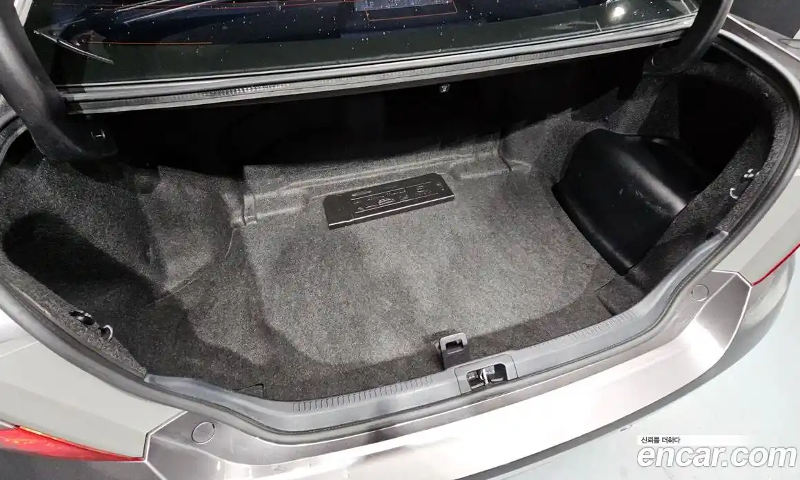 Toyota Camry 2016 2.5 гидро, фото 20