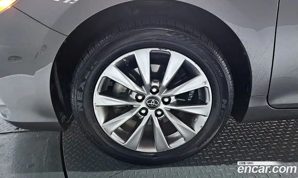 Toyota Camry 2016 2.5 гидро, фото 5