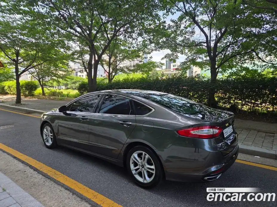 Ford Mondeo 2015 2.0 автомат (гидро), фото 20