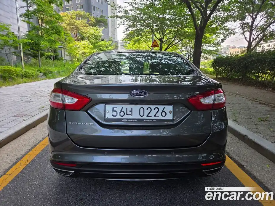 Ford Mondeo 2015 2.0 автомат (гидро), фото 4