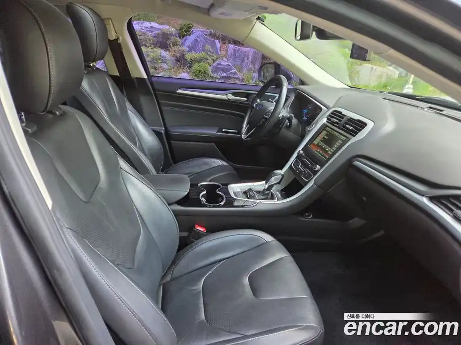 Ford Mondeo 2015 2.0 автомат (гидро), фото 9