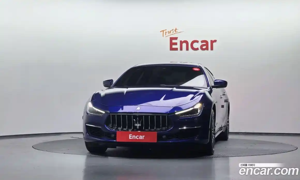 Maserati Ghibli 2018 3.0 гидро, фото 3