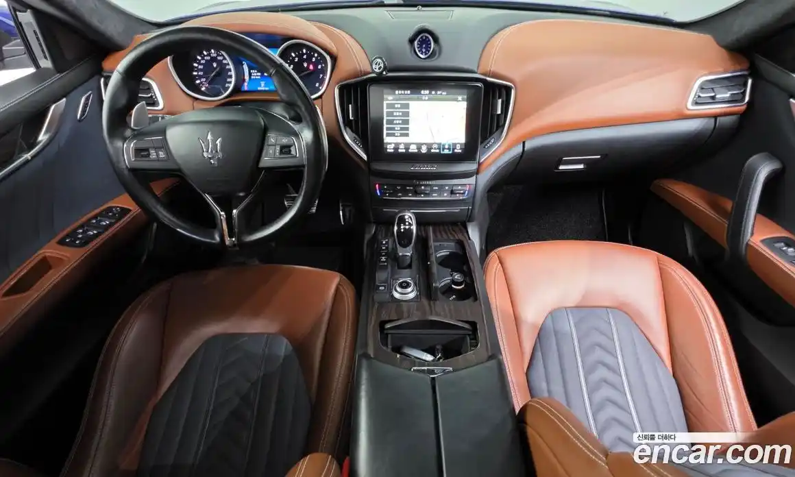 Maserati Ghibli 2018 3.0 гидро, фото 7