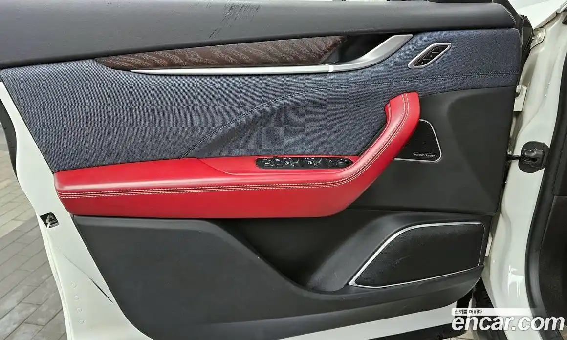 Maserati Levante 2019 3.0 гидро, фото 14
