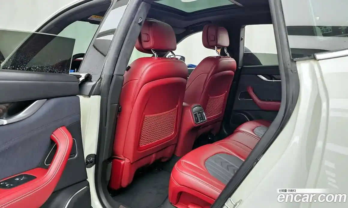 Maserati Levante 2019 3.0 гидро, фото 16
