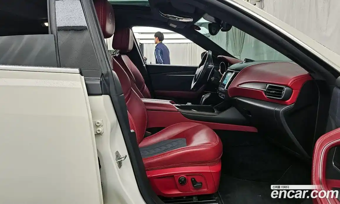 Maserati Levante 2019 3.0 гидро, фото 17