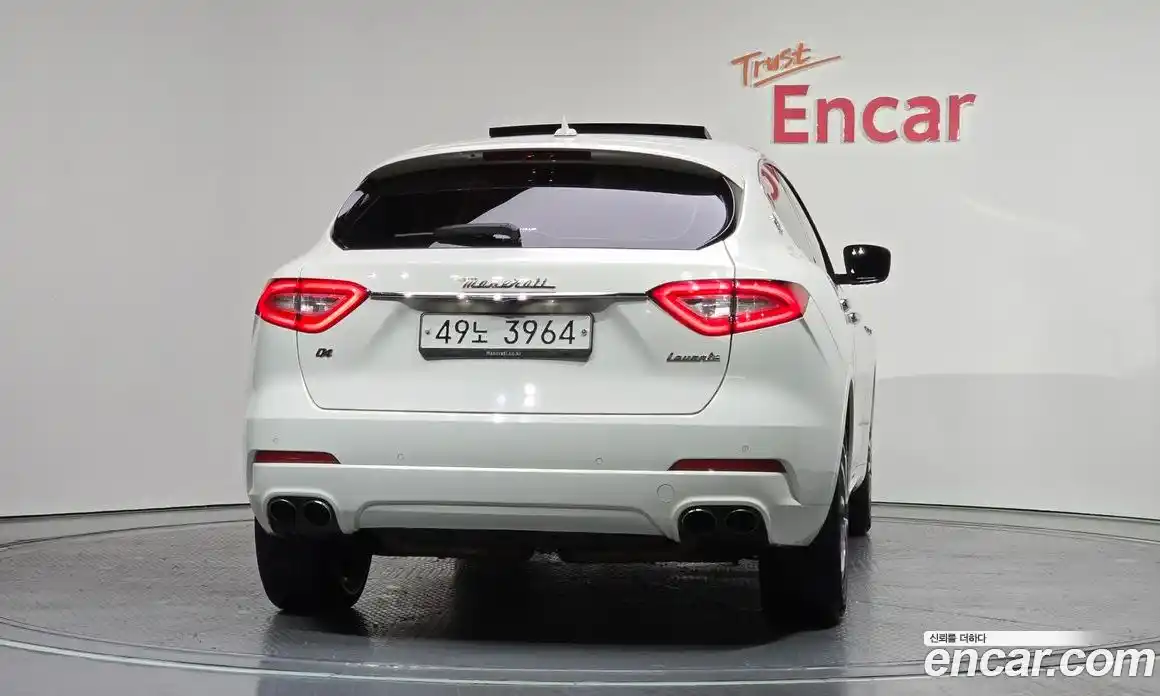 Maserati Levante 2019 3.0 гидро, фото 4