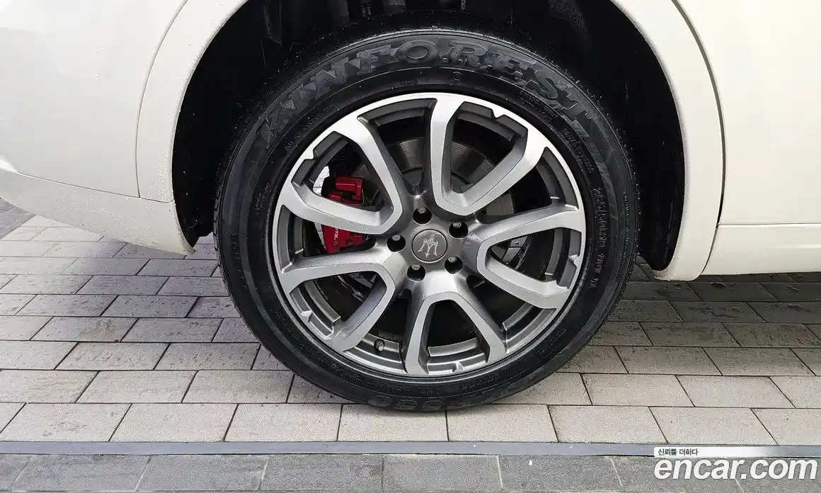 Maserati Levante 2019 3.0 гидро, фото 5