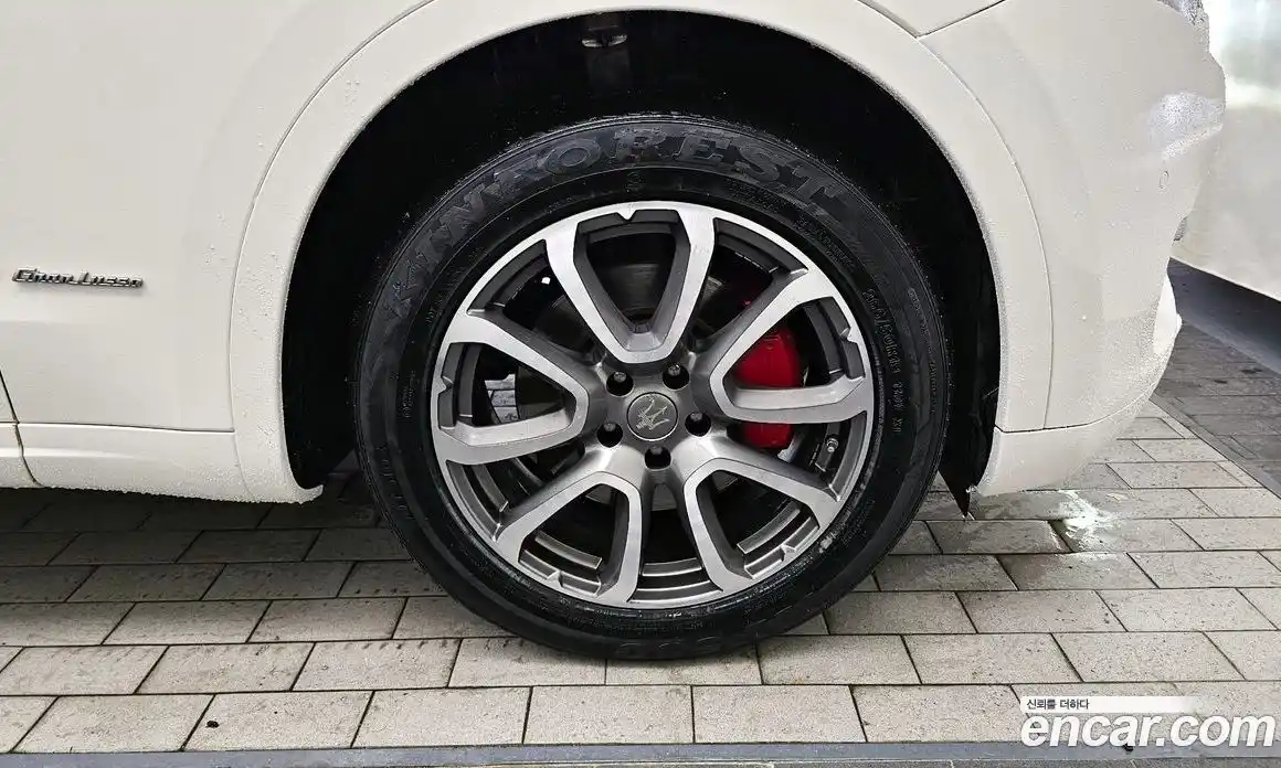 Maserati Levante 2019 3.0 гидро, фото 7