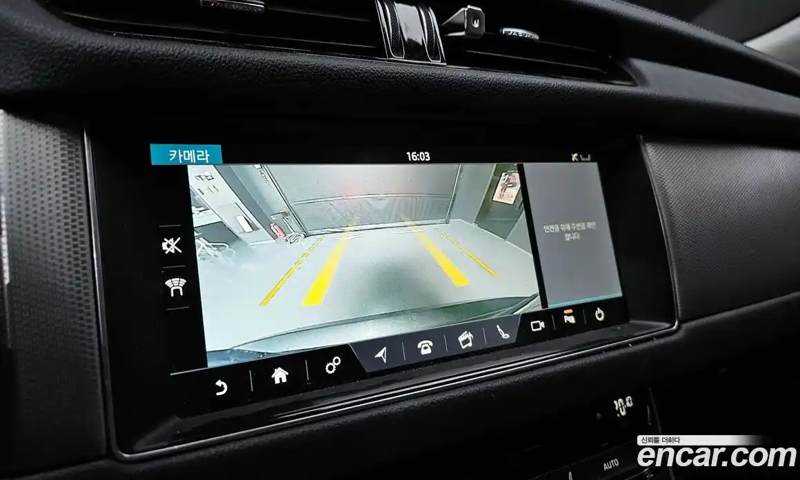 Jaguar XF 2018 2.0 гидро, фото 15