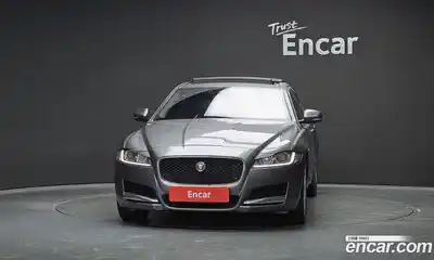 Jaguar XF 2018 2.0 гидро, миниатюра 3