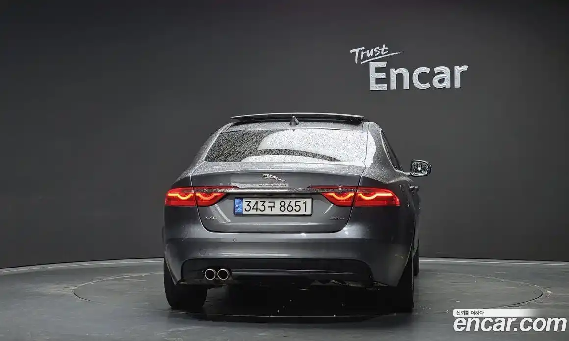 Jaguar XF 2018 2.0 гидро, фото 4
